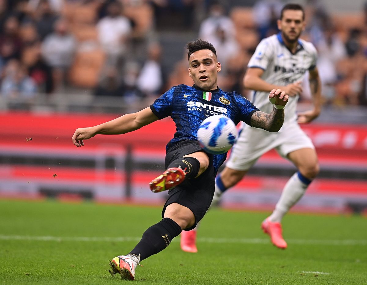 Lautaro Martínez hizo un golazo de volea pero el Inter empató y está tercero en la Serie A.