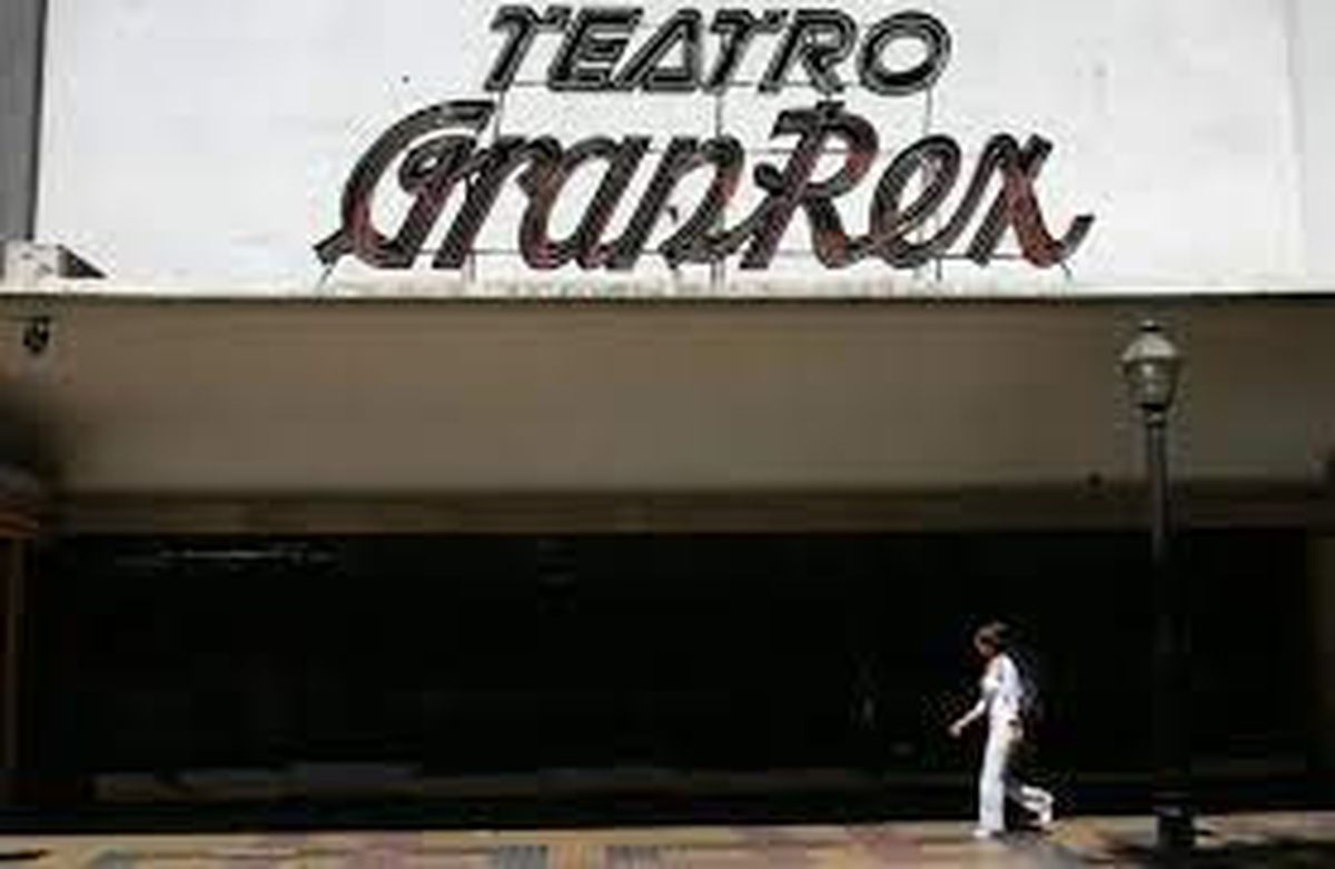 El desaparecido Cine Teatro Gran Rex funcionó en calle Buenos Aires de Ciudad hasta 1996.
