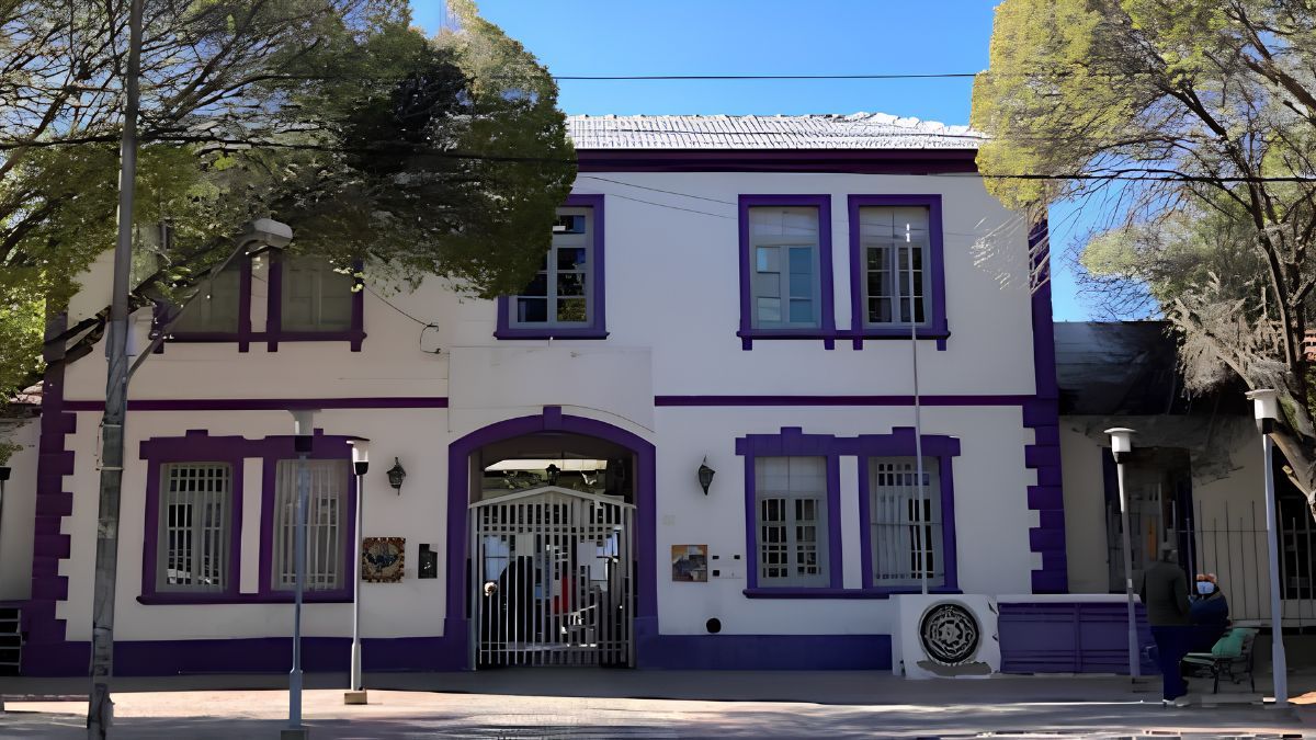 El proyecto para trasladar el asilo Santa Marta y disponer del terreno aún no ha sido aceptado por la oposiciòn en Diputados.&nbsp;
