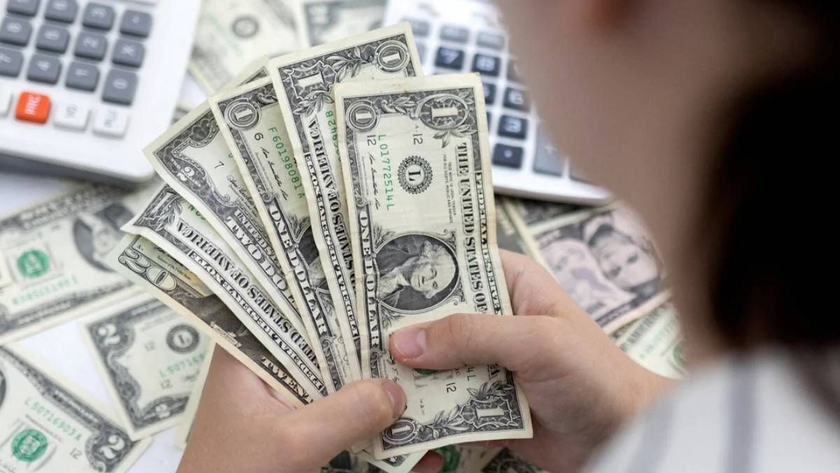 El dólar cara chica es un billete difícil de utilizar en las transacciones, ya que no son muchos los negocios que lo reciben El dólar cara chica es un billete difícil de utilizar en las transacciones, ya que no son muchos los negocios que lo reciben