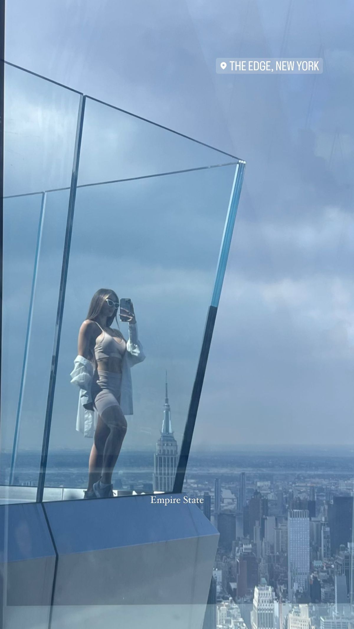 Romina Malaspina revolucionó New York con sus calzas.