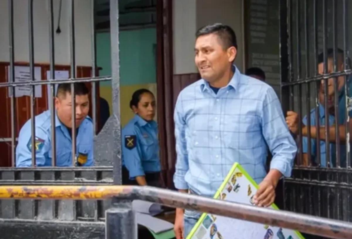 Inocente. Clemente Vera estuvo 10 años presos por un doble femicidio que no cometió. Inocente. Clemente Vera estuvo 10 años presos por un doble femicidio que no cometió. 