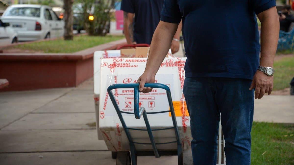 Llegó la vacuna rusa a Mendoza