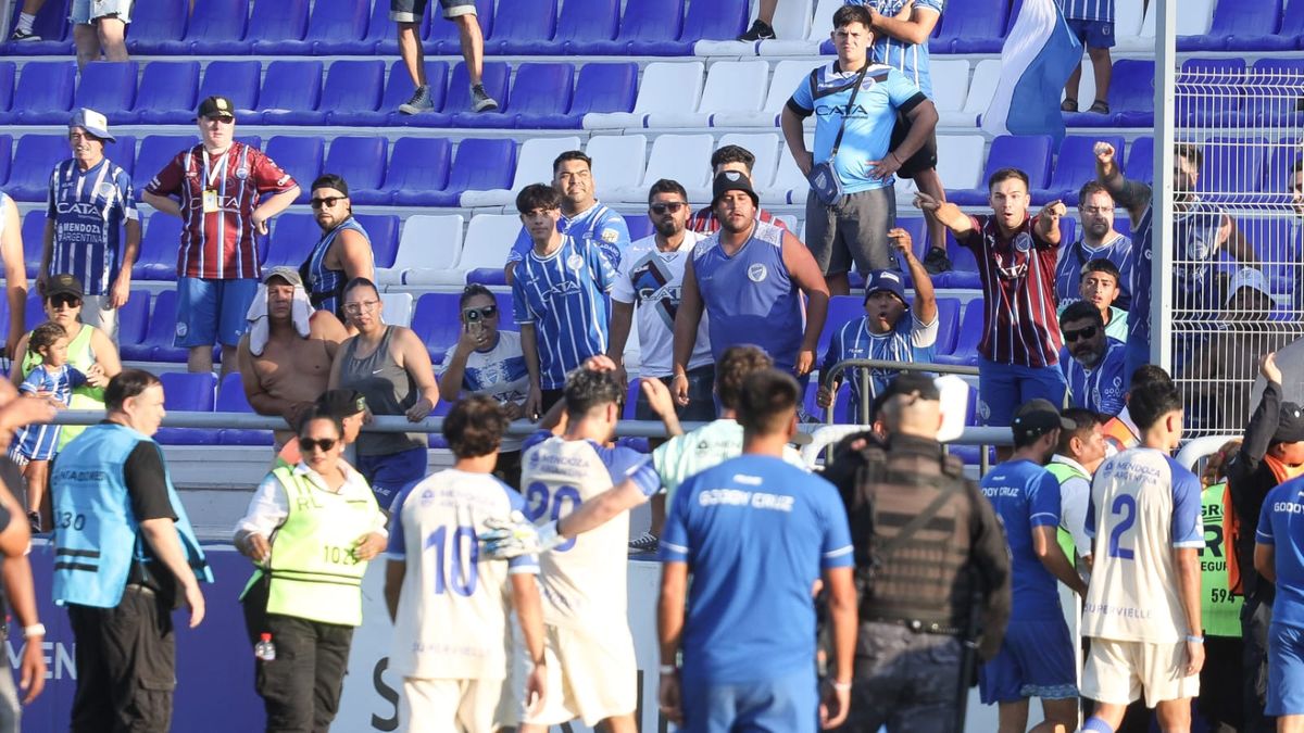Un problema: Godoy Cruz deberá presentar defensa tras los incidentes ante Deportivo Madryn