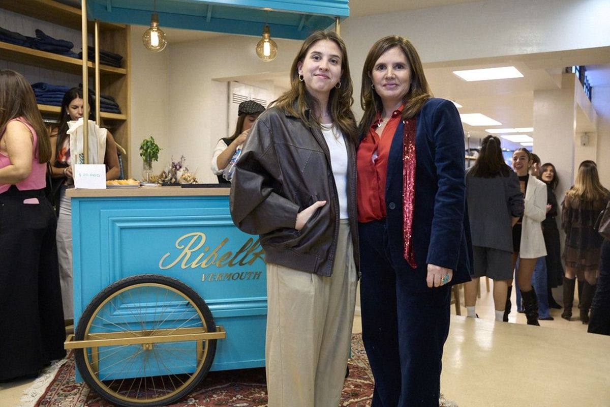 Madre e hija: Guadalupe Barbeito y Marcela Arizu. Madre e hija: Guadalupe Barbeito y Marcela Arizu.
