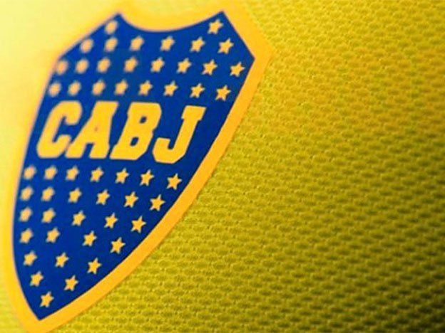 La nueva camiseta de Boca y el aviso de Angelici