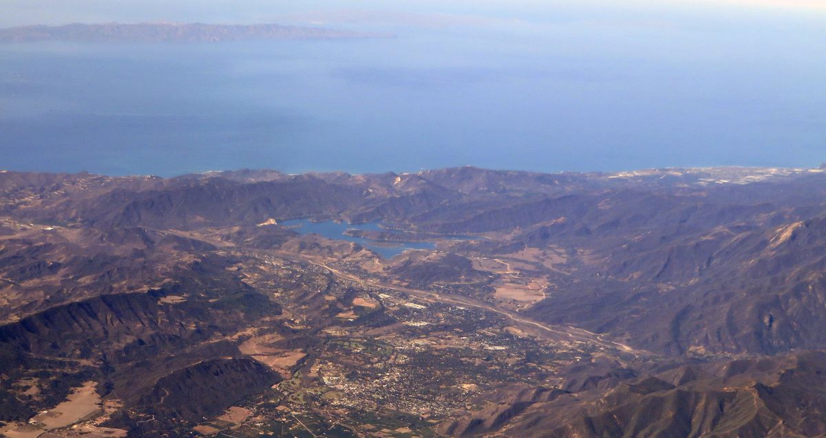 Ojai está rodeado por un paisaje impresionante. Ojai está rodeado por un paisaje impresionante.