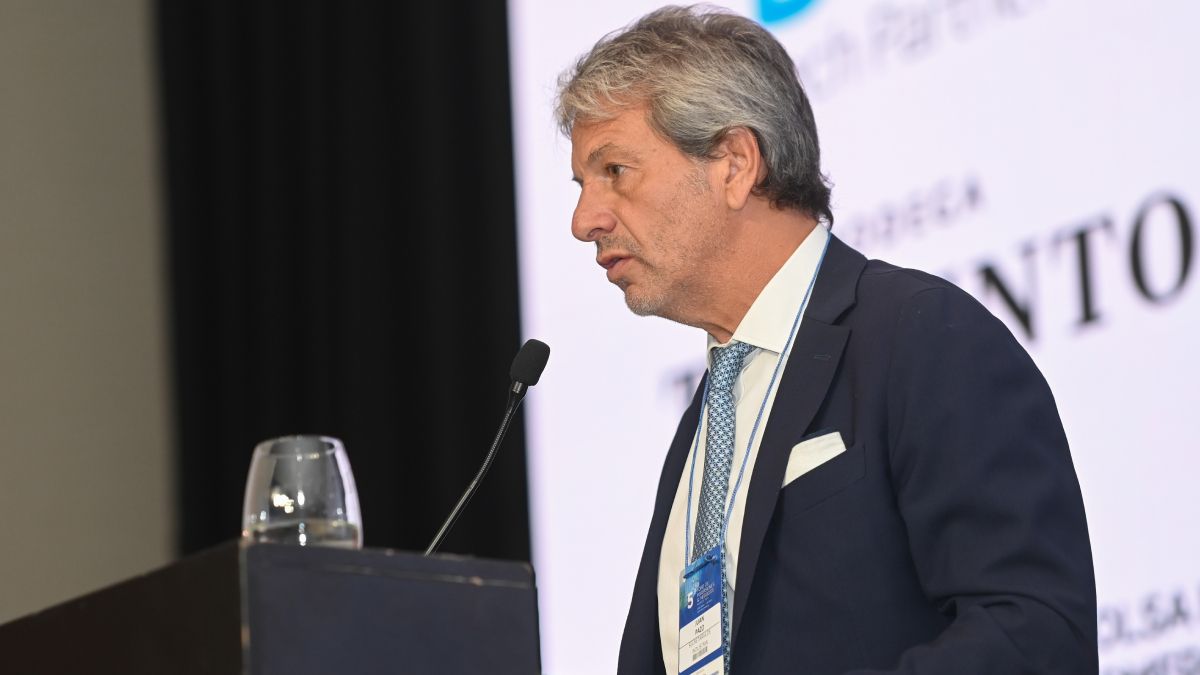 Juan Alberto Pazo expuso en el 5º Foro de Inversiones y Negocios que se hizo en el Hotel Hilton, de Guaymallén.