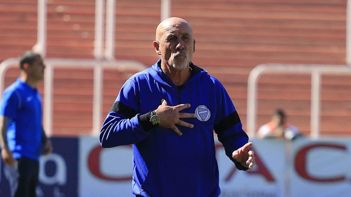El Gato Oldrá, el DT de Godoy Cruz, dejó sus sensaciones tras el partido ante San Lorenzo. El Gato Oldrá, el DT de Godoy Cruz, dejó sus sensaciones tras el partido ante San Lorenzo.