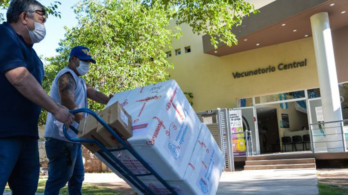 Son más de 26.000 las Spuntik V, segundo componente, que llegaron este jueves a Mendoza.
