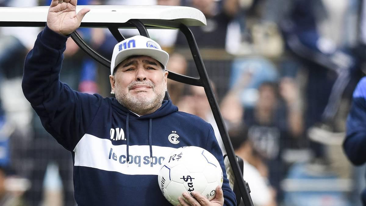 Chats entre la psiquiatra y el psicólogo de Maradona: Todos saben que va a escabiar, Si tomó merca y escabió toda la vida, vos tranca