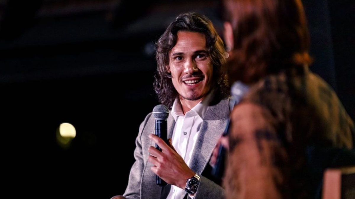 Cavani presentó sus vinos.