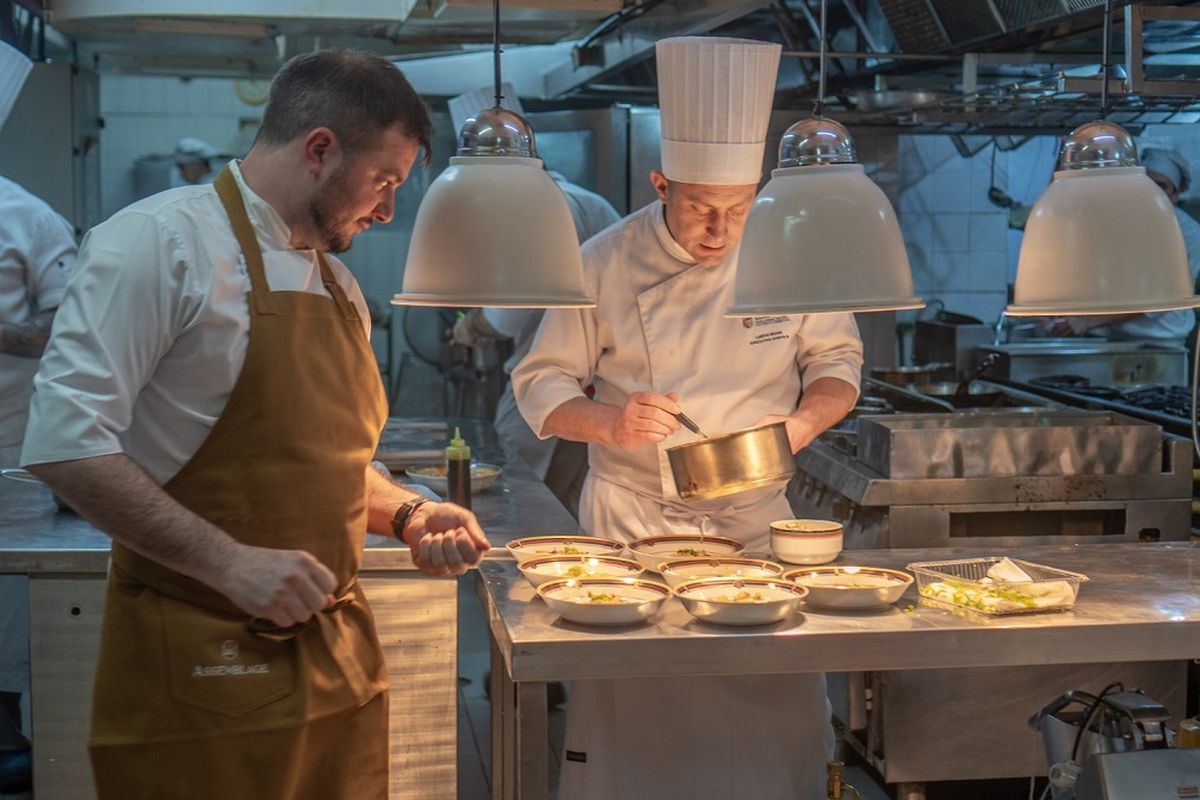 Los visitantes podrán degustar un menú donde se puso de manifiesto lo mejor de ambas cocinas. Los visitantes podrán degustar un menú donde se puso de manifiesto lo mejor de ambas cocinas.