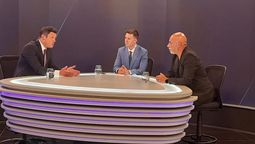 Los economistas Nicolás Aroma y Daniel Garro se cruzaron en ardiente debate en Séptimo Día por los coletazos de la suba de la inflación en la gestión de Javier Milei. Los economistas Nicolás Aroma y Daniel Garro se cruzaron en ardiente debate en Séptimo Día por los coletazos de la suba de la inflación en la gestión de Javier Milei.