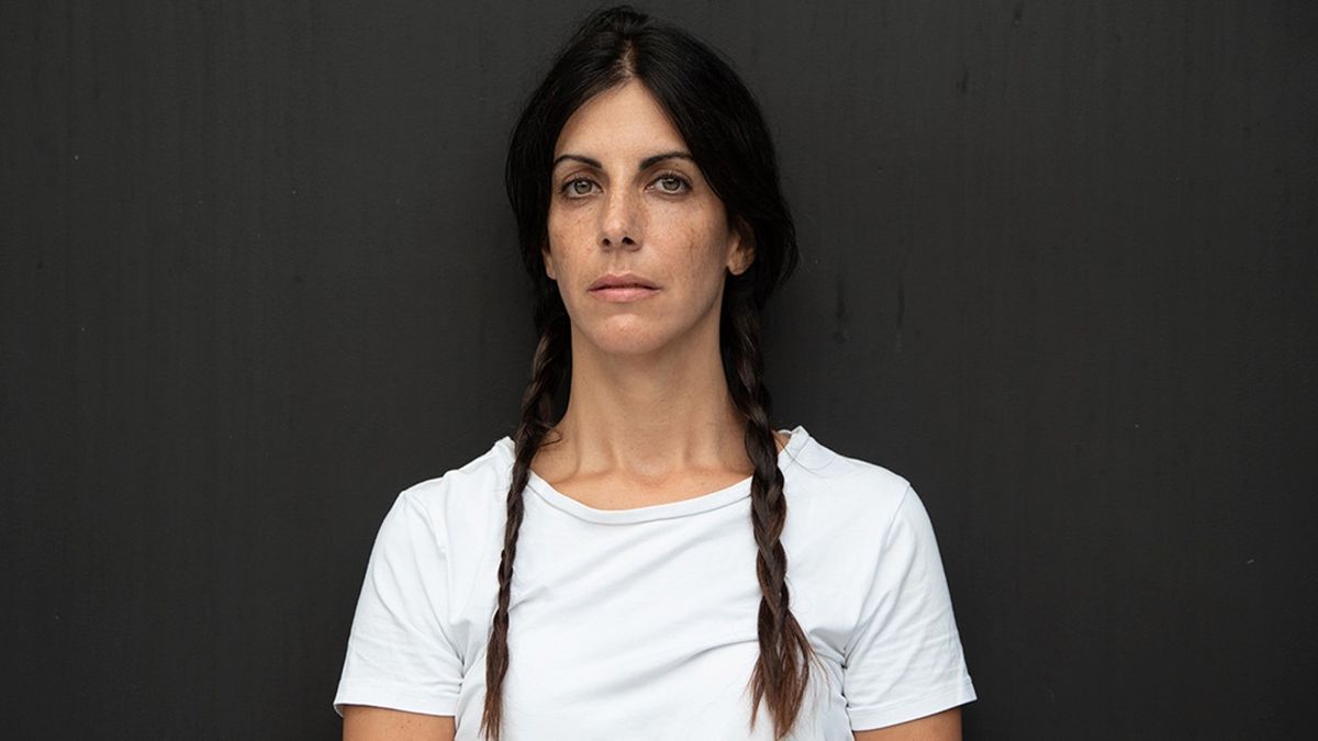 Luciana De Luca integra una activa y destacada corriente de la literatura latinoamericana que cada vez alcanza mayor preponderancia en estos tiempos.