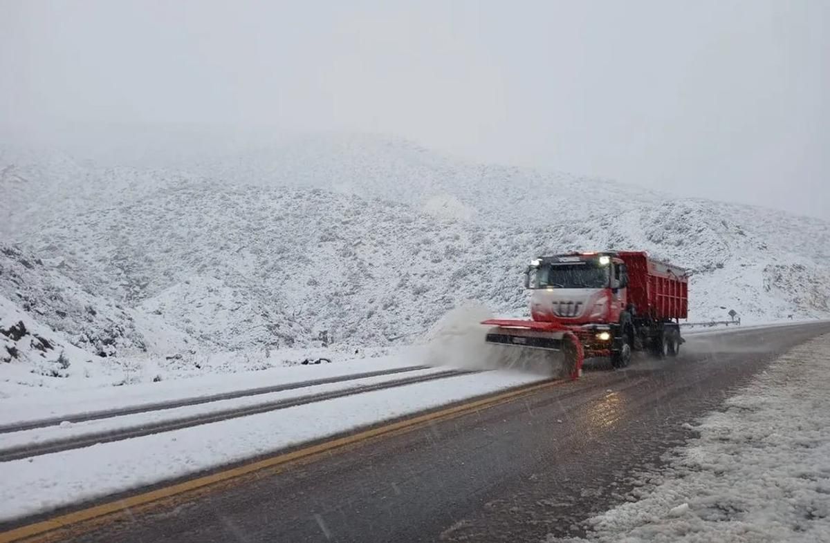 Vialidad Nacional y la Coordinación de Fronteras informaron sobre el estado de transitabilidad en la Ruta 7. Vialidad Nacional y la Coordinación de Fronteras informaron sobre el estado de transitabilidad en la Ruta 7.