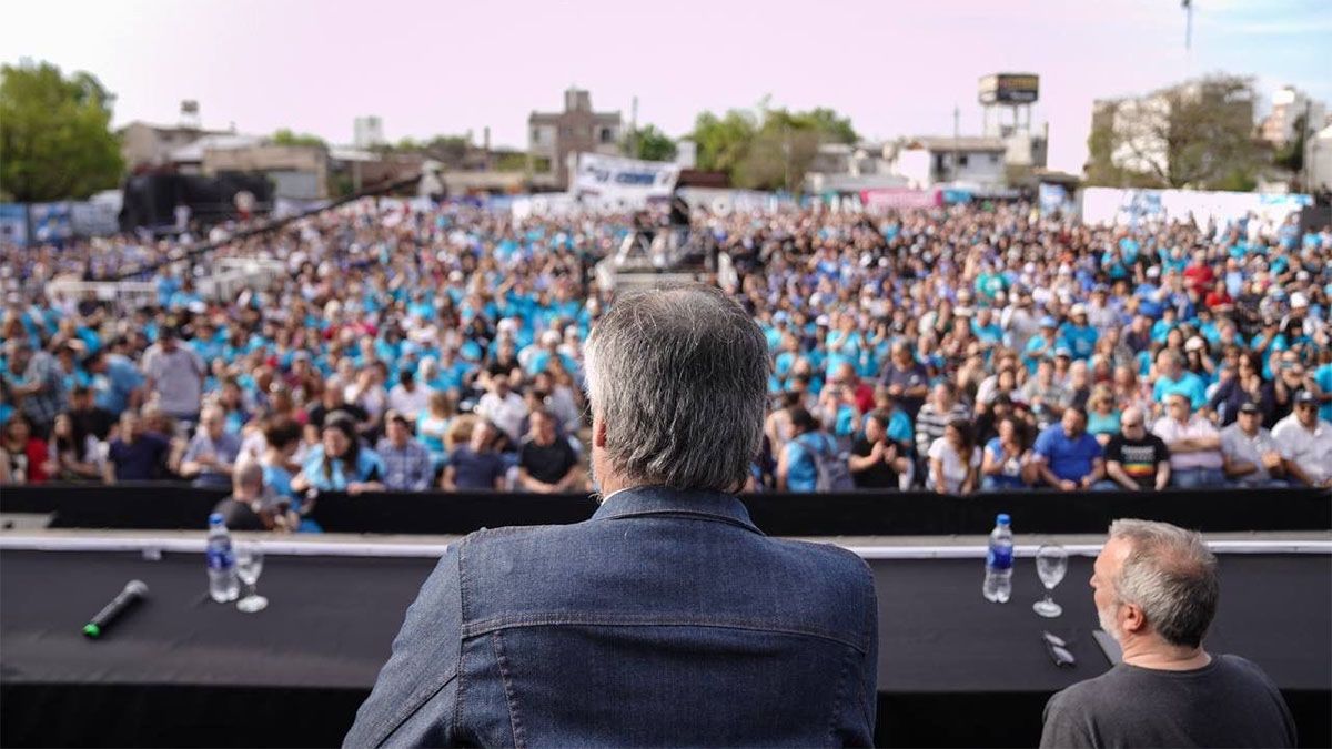 Máximo Kirchner participó de un acto del Frente de Todos en Morón.