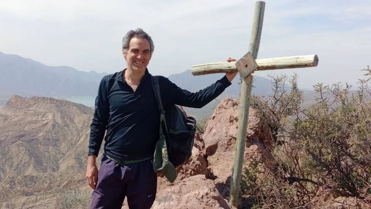 El andinista Fernando Reto de 44 años es intensamente buscado por la Patrulla de Rescate por el Cerro El Plata.