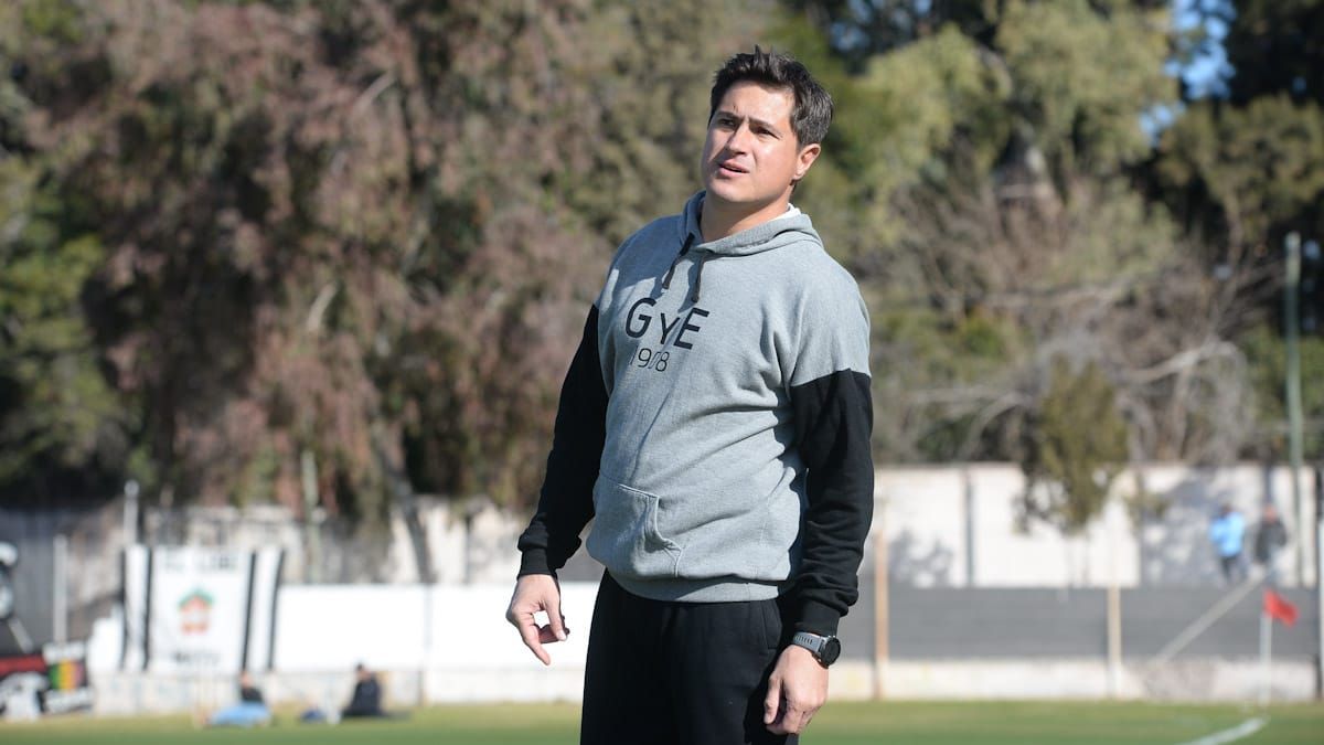 Ezequiel Medrán, el DT de Gimnasia y Esgrima. Ezequiel Medrán, el DT de Gimnasia y Esgrima.
