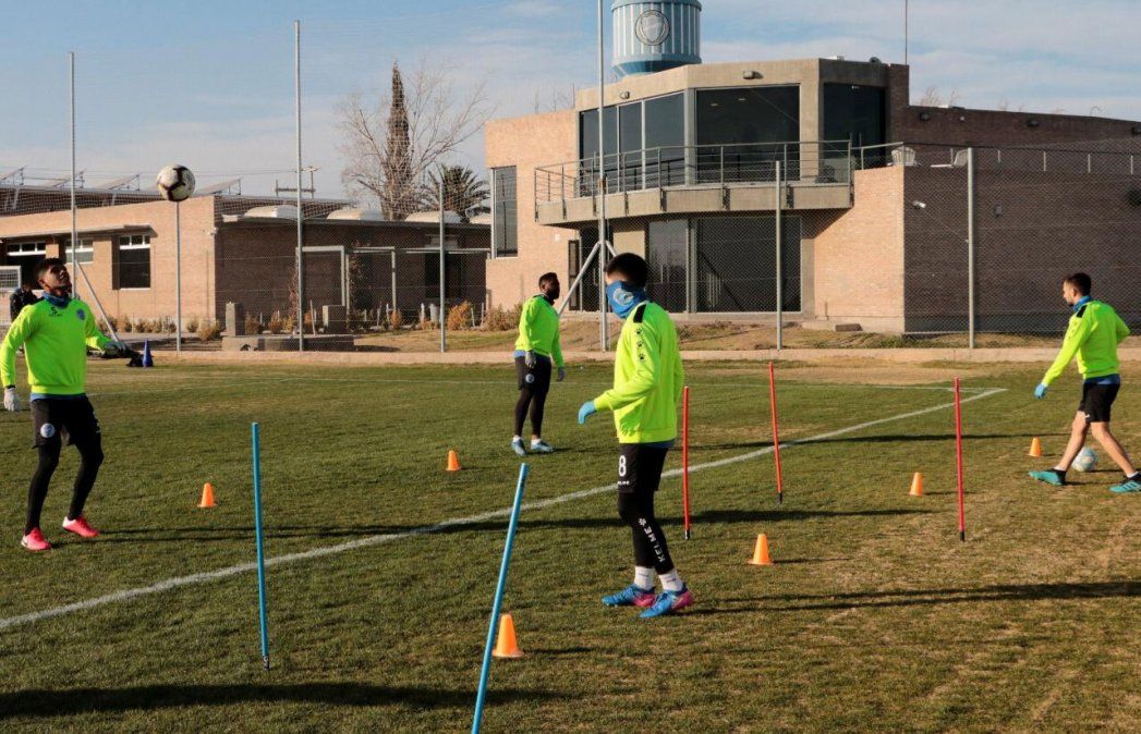 El Tomba sumó un nuevo entrenamiento en Coquimbito.