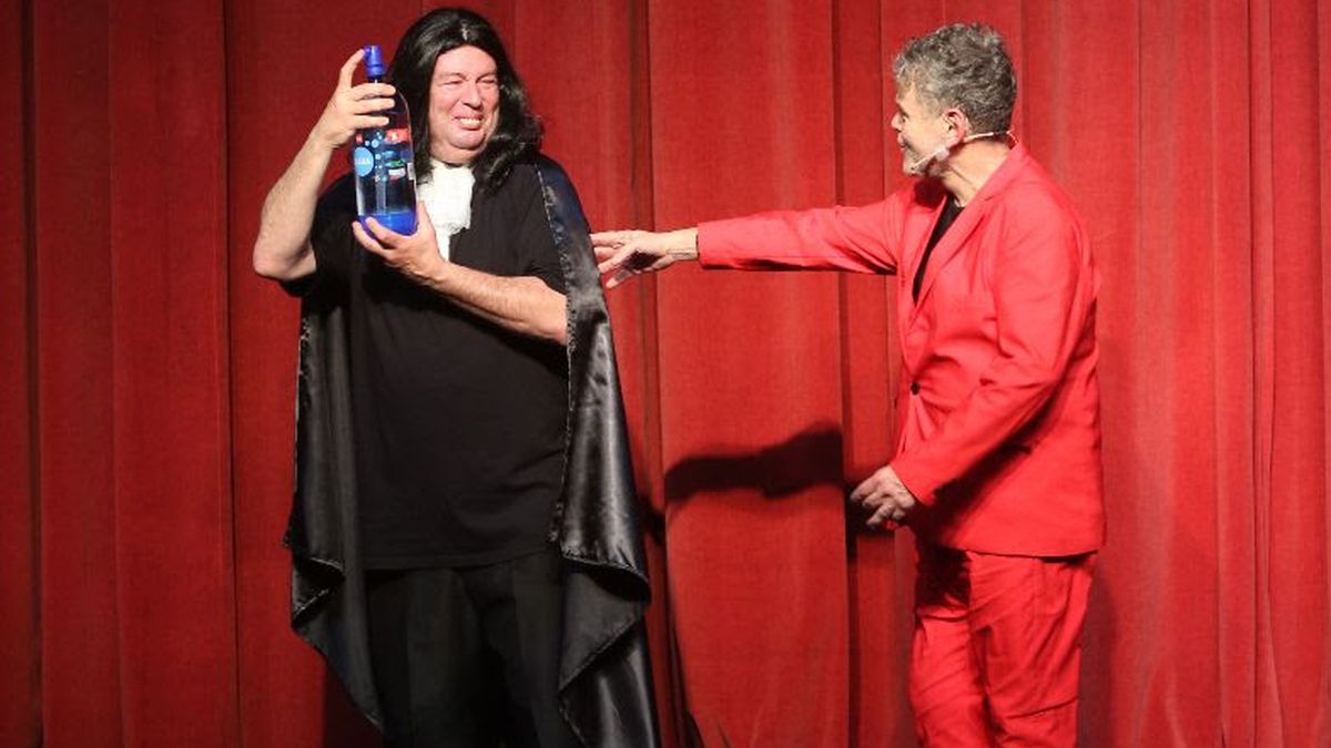 Manuk (Alberti), junto a Alfredo Casero.