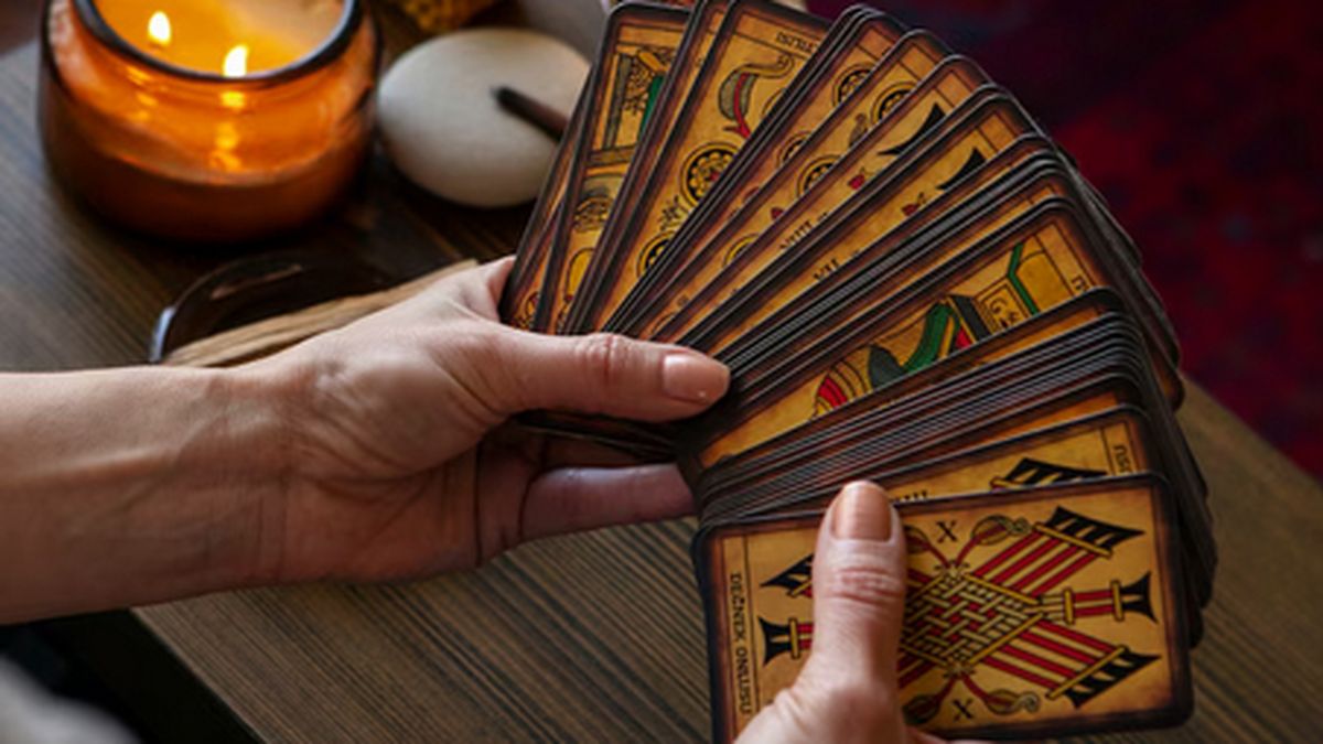 TAROT: descubre sus predicciones para hoy viernes 7 de febrero de 2025