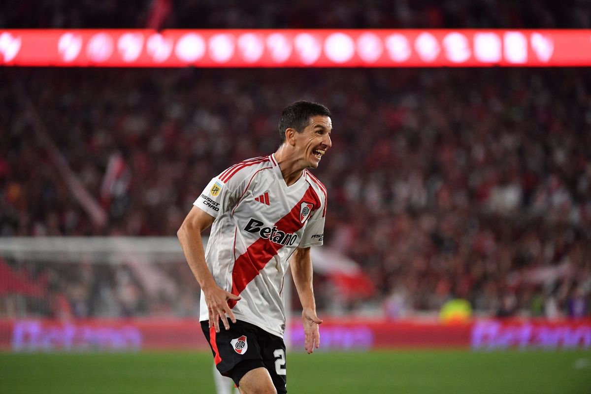 Ignacio Fern&aacute;ndez marc&oacute; un gol y fue elegido como la figura del encuentro