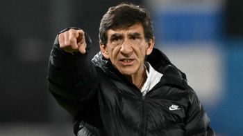 Racing quedó eliminado de la Copa Sudamericana y el futuro de Gustavo Costas es incierto