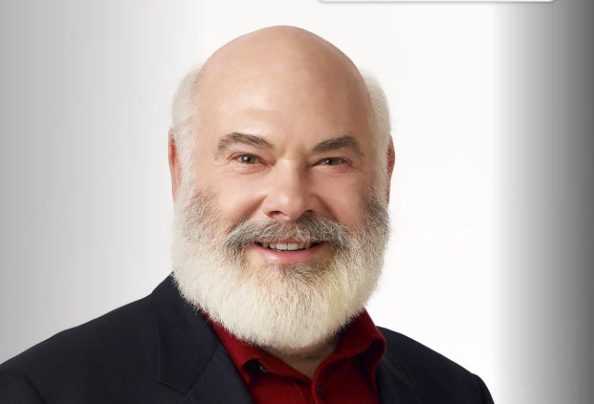 El doctor Andrew Weil es un médico estadounidense famoso quien detalló que la técnica tiene base en los principios del pranayama. El doctor Andrew Weil es un médico estadounidense famoso quien detalló que la técnica tiene base en los principios del pranayama.