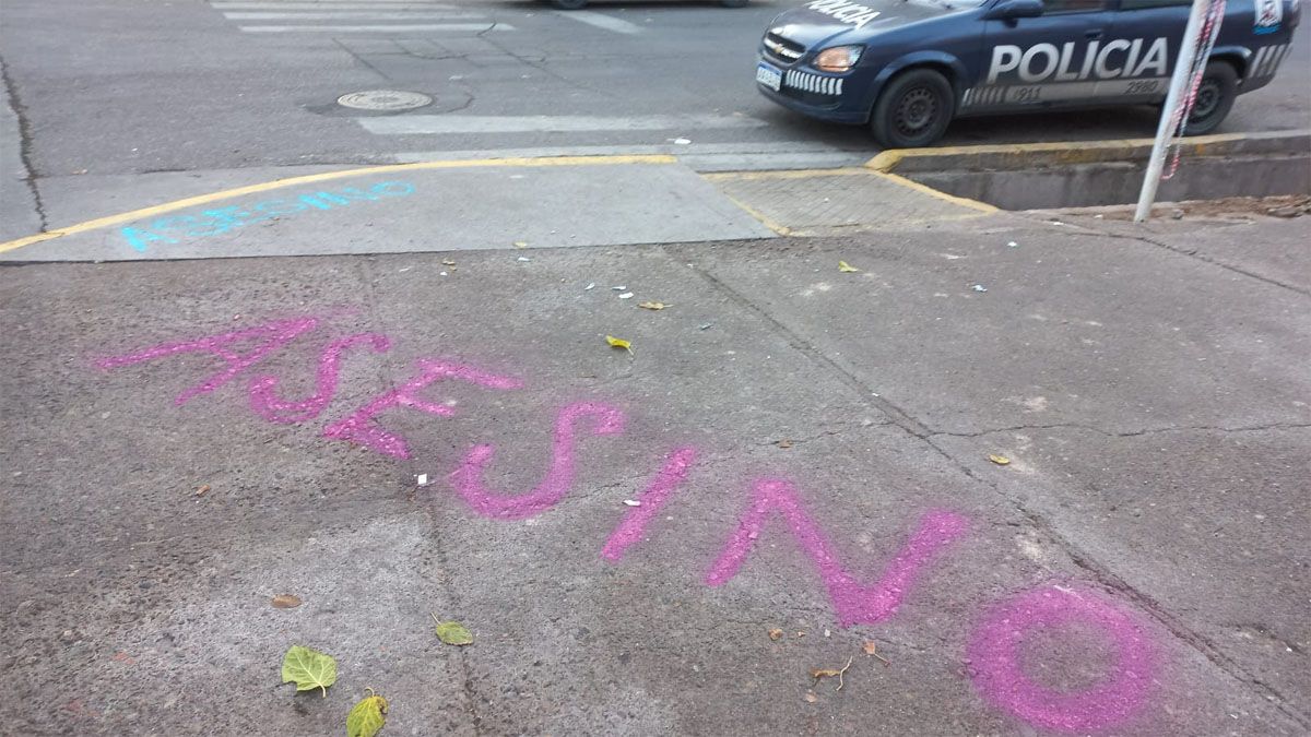 Los allegados de El Plancha manifestaron la indignación con el quiosquero Gerardo Godoy, de 37 años, imputado por homicidio agravado.