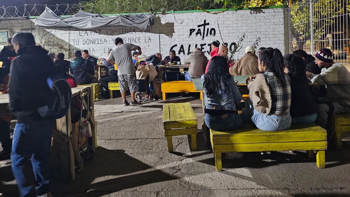 El grupo UPA que pertenece a la Pastoral de Calle celebrará sus 11 años entregando un plato de comida a las personas en situación de calle en la Peatonal.
