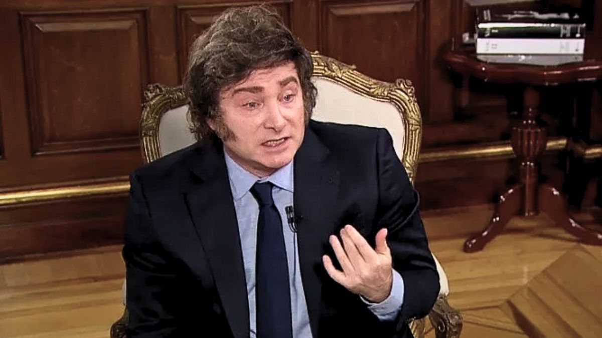 En una entrevista Javier Milie disparó contra el kirchnerismo en medio del cierre de campaña.
