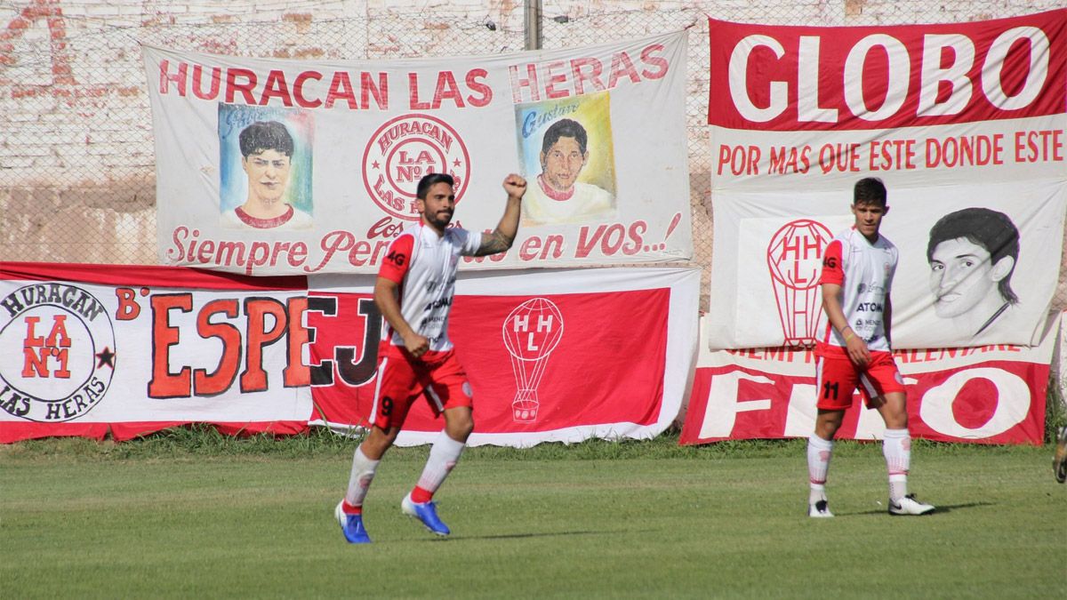 Cristian Lucero y una cálida despedida por parte de Huracán