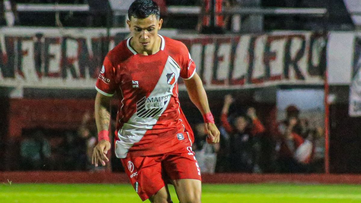 Juan Pablo De La Reta el lateral izquierdo del Deportivo Maipú que está pasando por un gran momento.