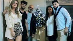 Paul Bonet (está a la derecha) posa con su linda familia.