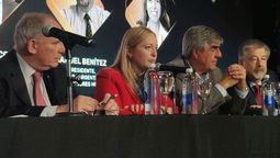 Hebe Casado disertó sobre minería en Mendoza durante el 18º Seminario Internacional Argentina, oro, plata y cobre, que se realizó en Buenos Aires.