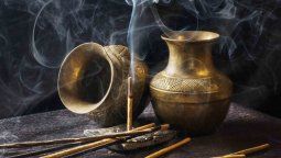 El humo de los sahumerios hace peor que el del cigarrillo