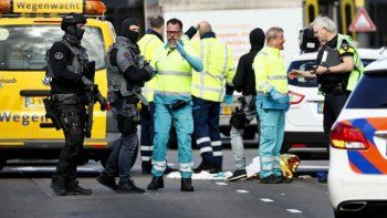 Terror en un tranvía de Holanda: hubo tres muertos y varios heridos