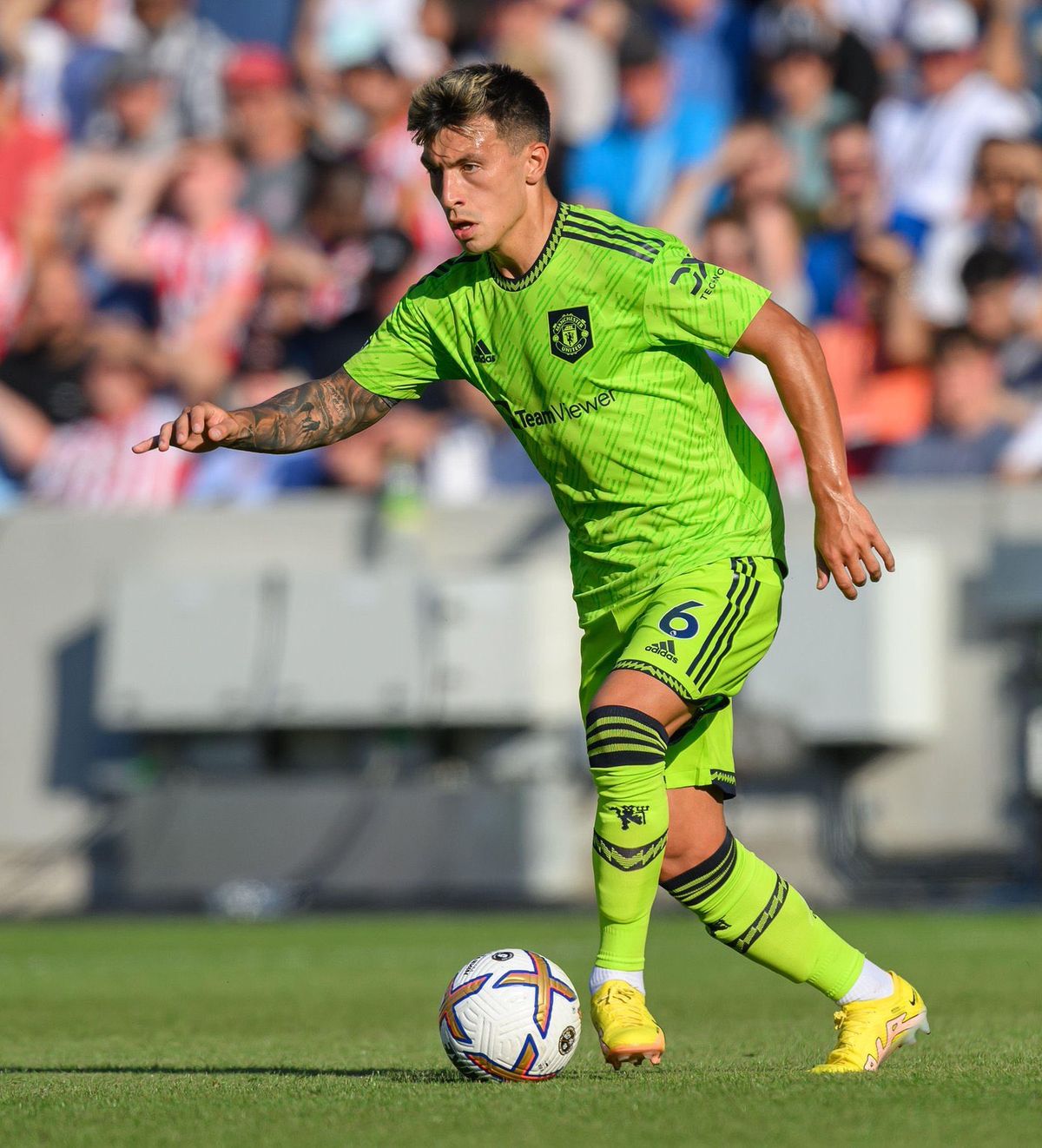 Lisandro Martínez volvió a ser figura en el Manchester United