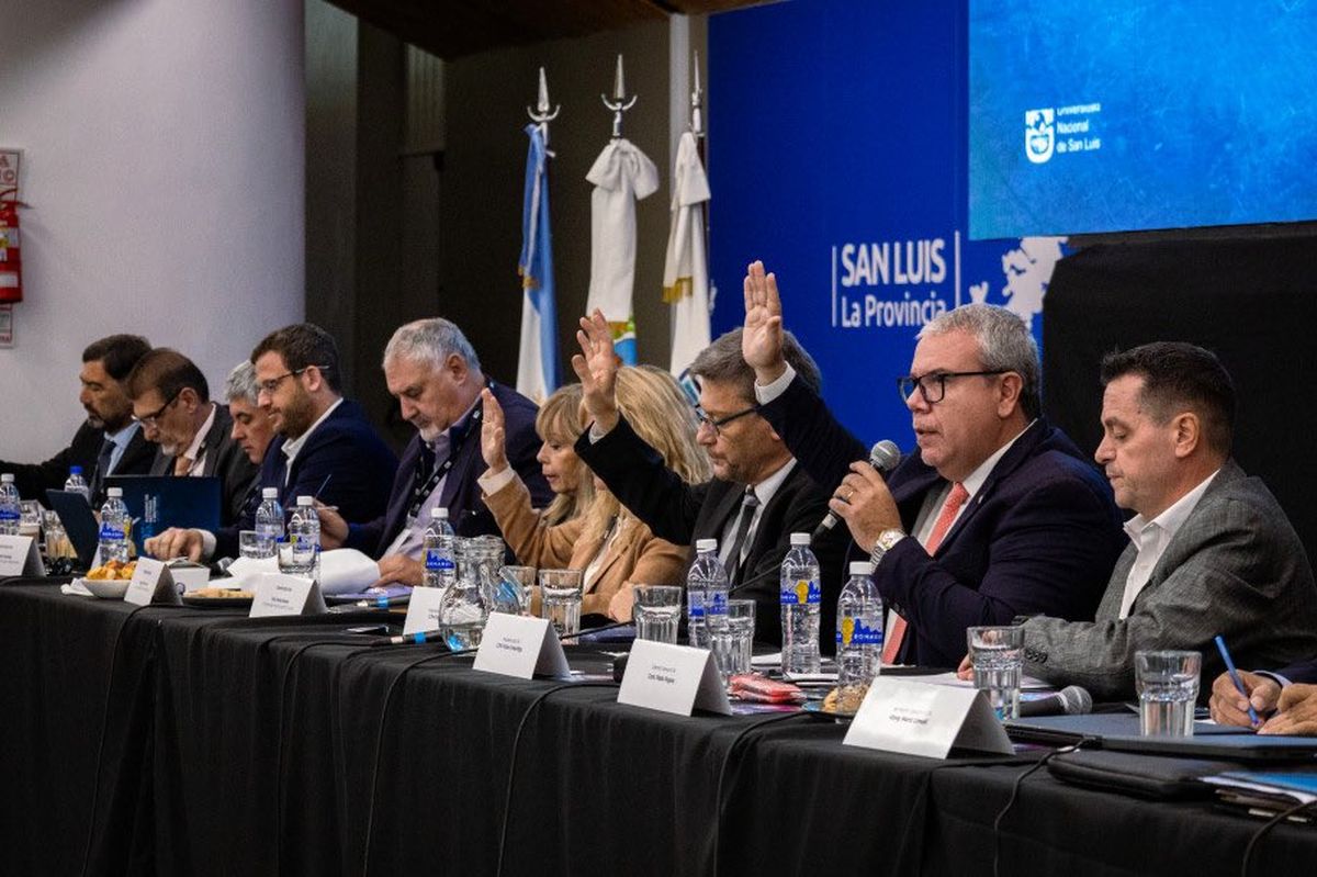 Los rectores de universidades nacionales de todo el país, se reunieron en San Luis. Los rectores de universidades nacionales de todo el país, se reunieron en San Luis.
