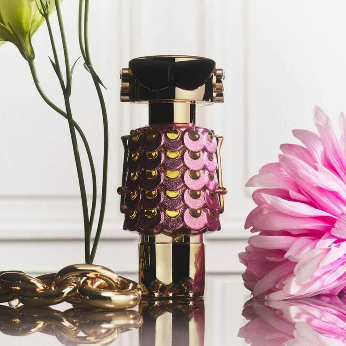 El perfume Fame Blooming Pink es de Rabanne. Imagen: Rabanne. El perfume Fame Blooming Pink es de Rabanne. Imagen: Rabanne.