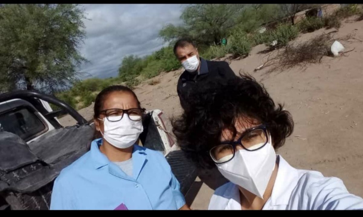 Hasta los parajes más alejados llega el equipo de vacunación de Lavalle