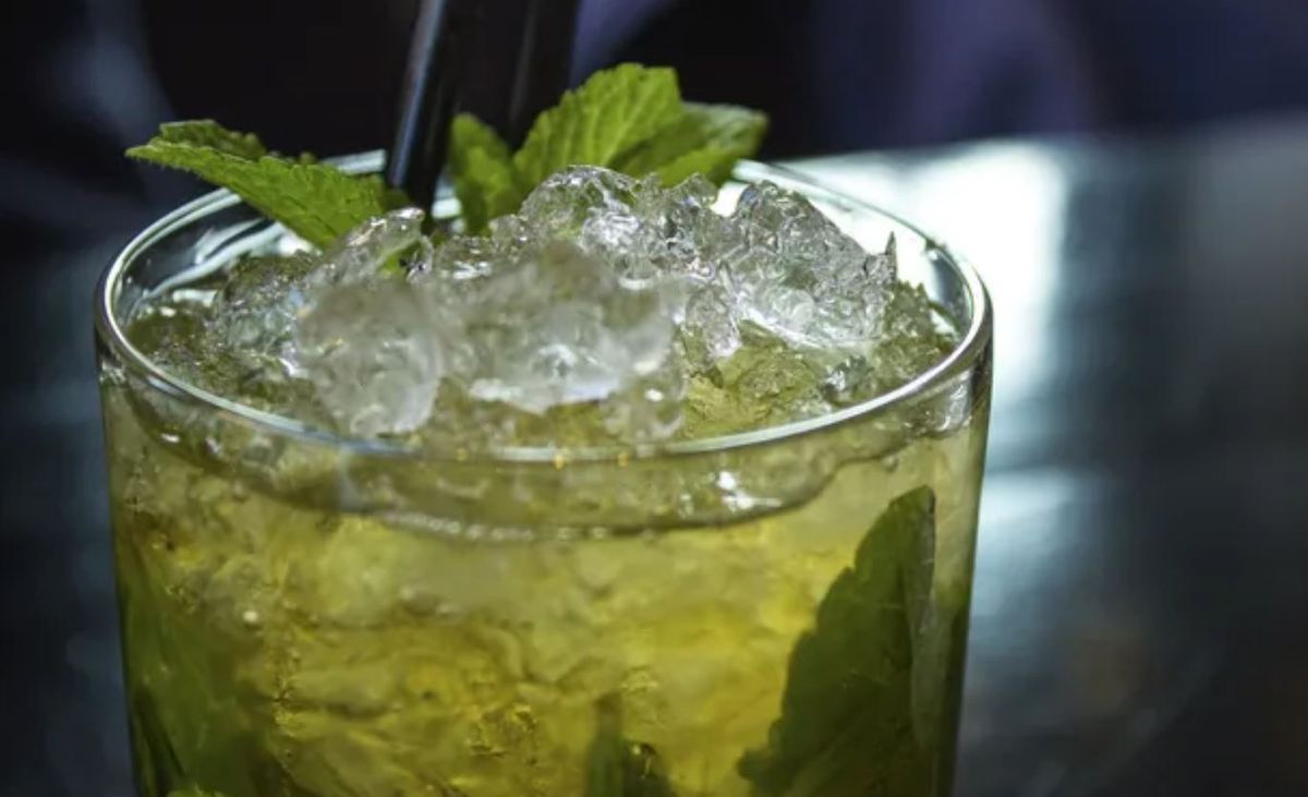 Efemérides. Día Mundial del Ron: cómo preparar un Mojito perfecto.