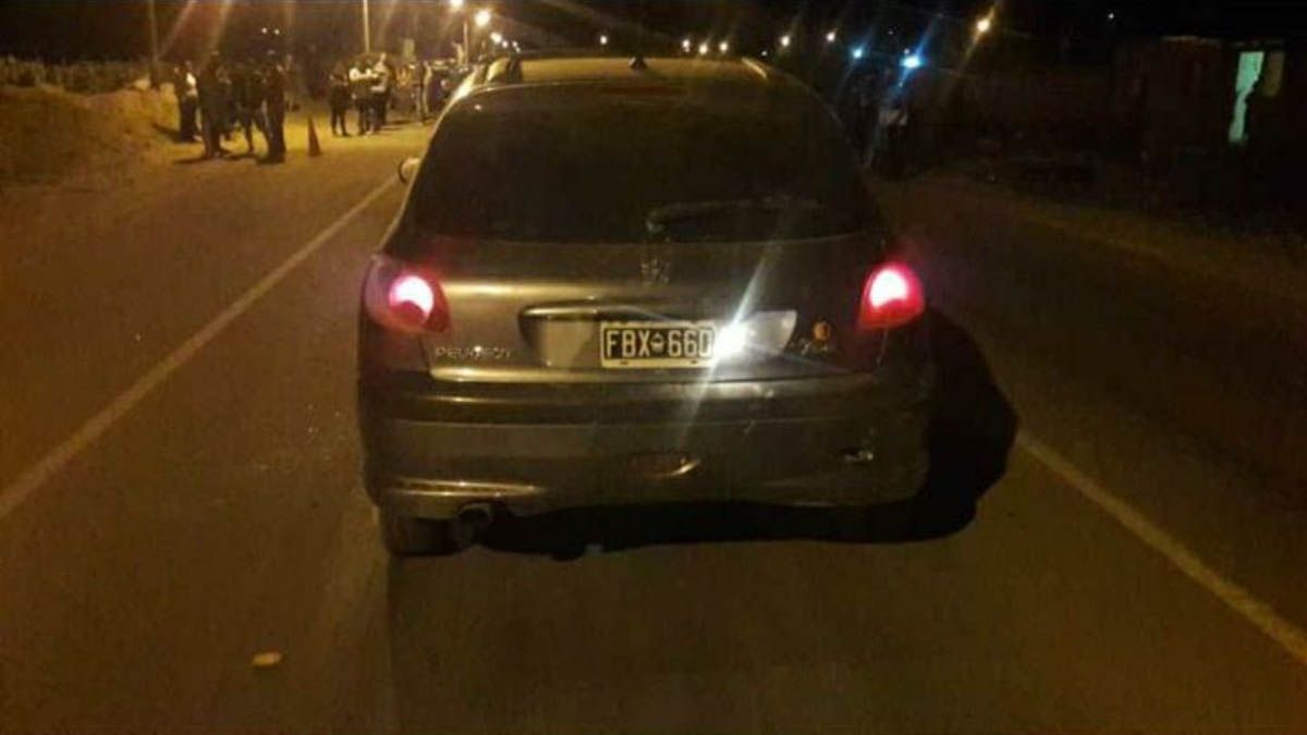 El auto que manejaba el conductor de la tragendia en San Carlos. Gentileza: Diario Mendoza
