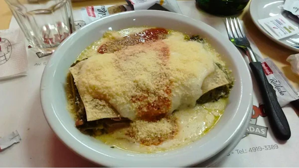 Un increíble pastel de papas por $10.000 en este bodegón