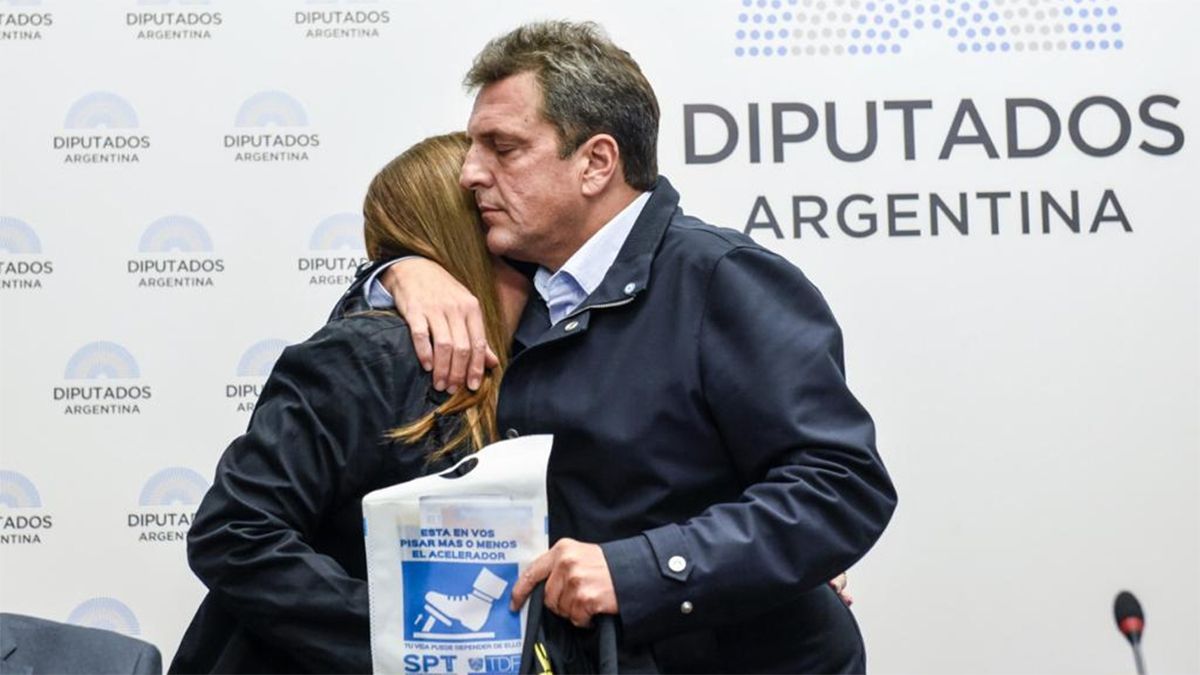 Sergio Massa recibió en Diputados a organizaciones de familiares y víctimas de siniestros viales.