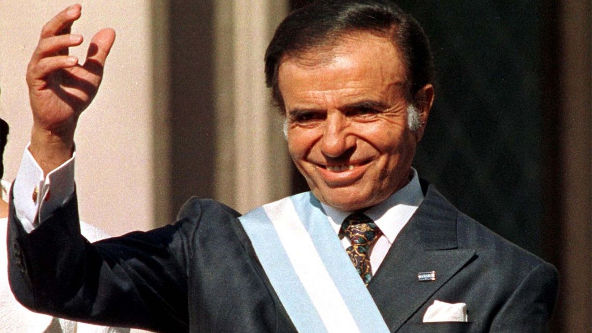 Carlos Menem, dos veces presidente de la Nación. Carlos Menem, dos veces presidente de la Nación.