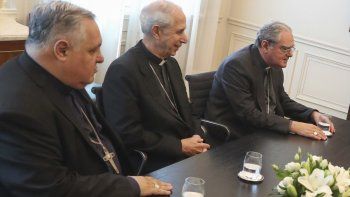 Monseñor Colombo junto a obispos de todo el país pidieron 