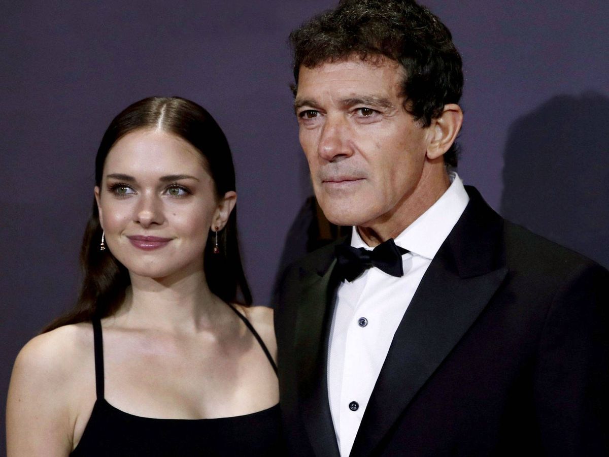 A qué se dedica Stella del Carmen, la única hija de Antonio Banderas. A qué se dedica Stella del Carmen, la única hija de Antonio Banderas.