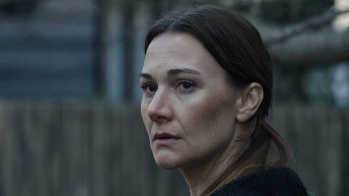 La actriz Erica Wessels interpreta a Jodie Snyman en la película Yo soy las niñas, de Netflix.